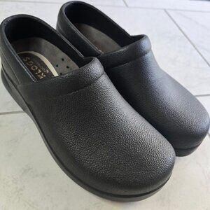 Klogs Boca Non-Slip Work Clog Size 8 Wide